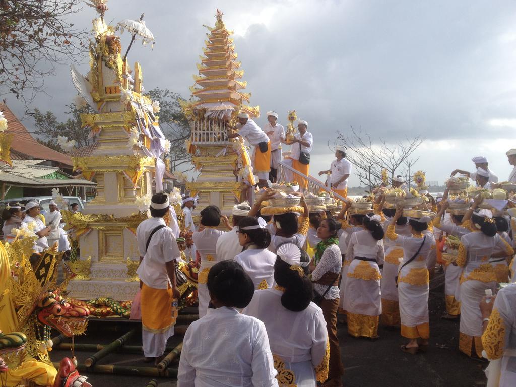 Merpati - Sanur