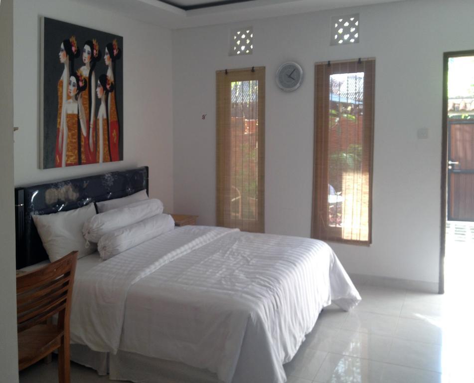 Merpati - Studios